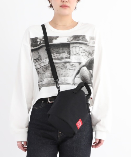 Manhattan Portage(マンハッタンポーテージ)の「Iona Island Shoulder Bag(ショルダーバッグ・メンズ・ブラック・X-SMALL)」の12枚目の写真