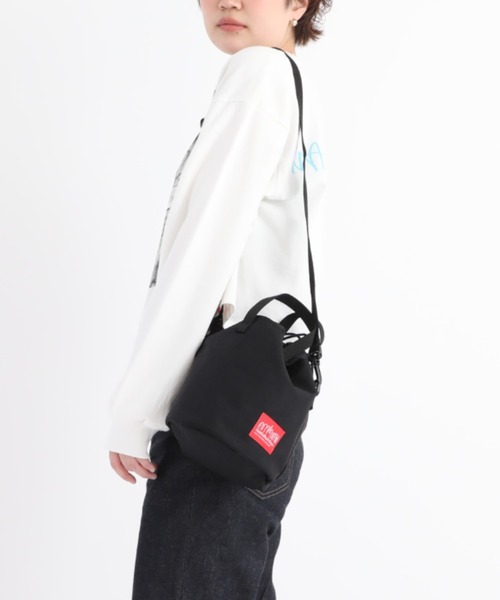 Manhattan Portage(マンハッタンポーテージ)の「Iona Island Shoulder Bag(ショルダーバッグ・メンズ・ブラック・X-SMALL)」の13枚目の写真