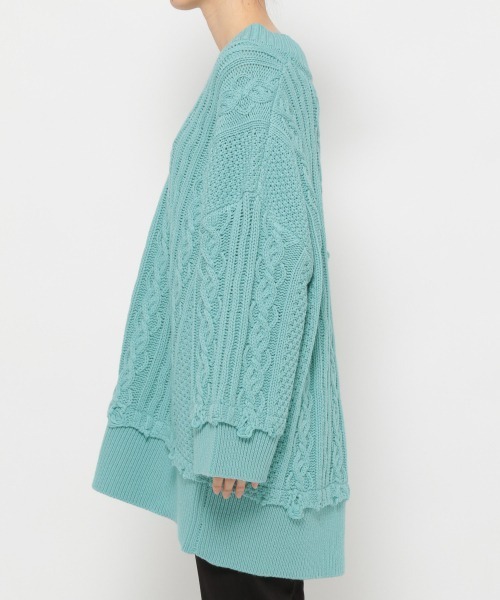 JEANASIS(ジーナシス)の「ダメージケーブルBIGVニット/958383(ニット/セーター・レディース・アイボリー/ブラック/ブルー・FREE)」の12枚目の写真