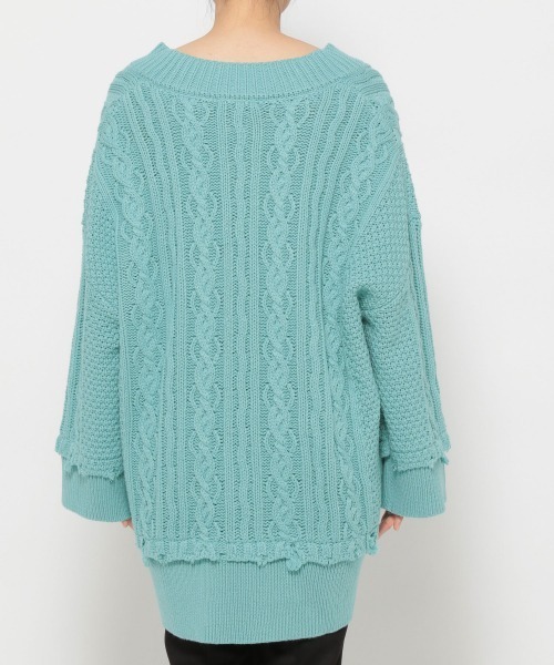 JEANASIS(ジーナシス)の「ダメージケーブルBIGVニット/958383(ニット/セーター・レディース・アイボリー/ブラック/ブルー・FREE)」の14枚目の写真