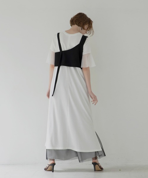 MIELI INVARIANT(ミエリインヴァリアント)の「Bustier Mix Flare Dress(ワンピース・レディース・ホワイト/ブラック・FREE)」の10枚目の写真