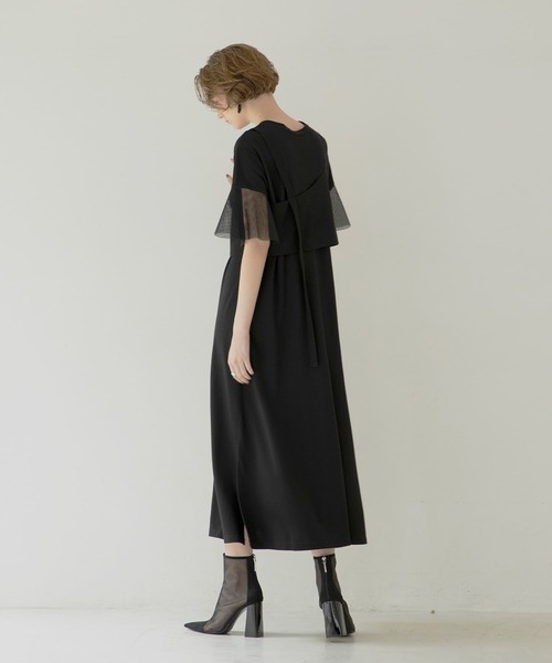 MIELI INVARIANT(ミエリインヴァリアント)の「Bustier Mix Flare Dress(ワンピース・レディース・ホワイト/ブラック・FREE)」の4枚目の写真