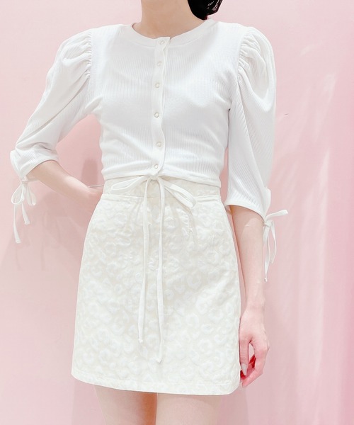 lilLilly(リルリリー)の「マルチリボンカーディガン(カーディガン/ボレロ・レディース・ホワイト/ブラック/レッド/ピンク/アイボリー・FREE)」の2枚目の写真