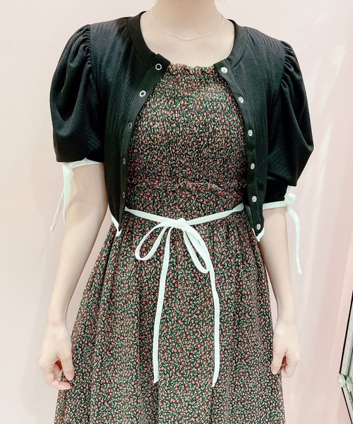 lilLilly(リルリリー)の「マルチリボンカーディガン(カーディガン/ボレロ・レディース・ホワイト/ブラック/レッド/ピンク/アイボリー・FREE)」の6枚目の写真