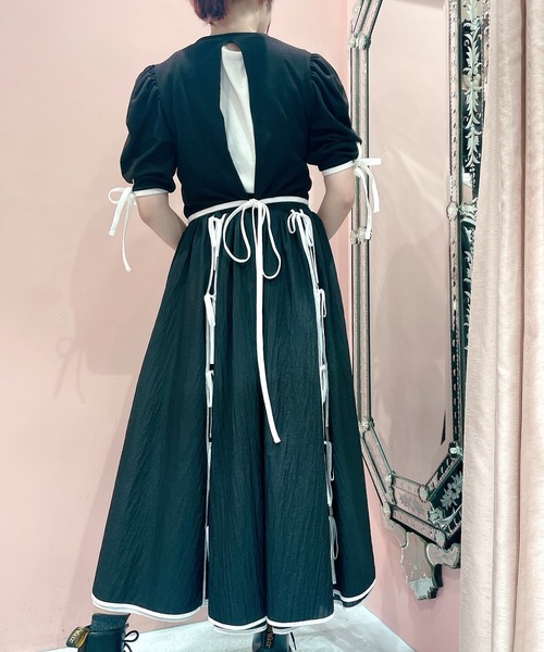 lilLilly(リルリリー)の「マルチリボンカーディガン(カーディガン/ボレロ・レディース・ホワイト/ブラック/レッド/ピンク/アイボリー・FREE)」の13枚目の写真