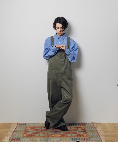 MUHET（ミュエータ）の「レギュラーカラービッグシャツ（シャツ/ブラウス・レディース・ベージュ/オフホワイト/サックスブルー/グリーン・SMALL/MEDIUM/LARGE）」の14枚目の写真