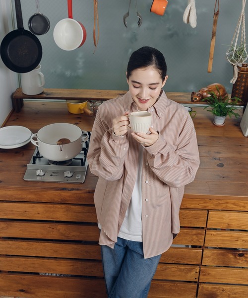 MUHET（ミュエータ）の「レギュラーカラービッグシャツ（シャツ/ブラウス・レディース・ベージュ/オフホワイト/サックスブルー/グリーン・SMALL/MEDIUM/LARGE）」の7枚目の写真