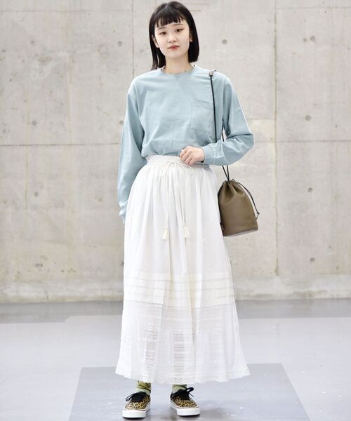 SHIPS（シップス）の「SHIPS: レザー 巾着バッグ（エコバッグ/サブバッグ・メンズ・ブラック/ダークグレー・ONE SIZE）」の11枚目の写真