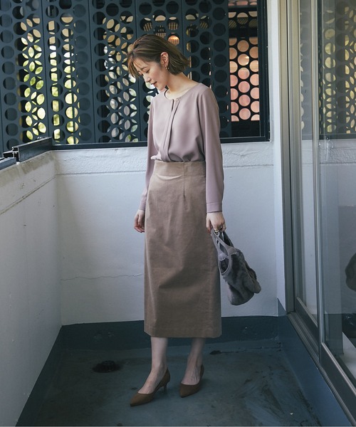 RIVE DROITE（リヴドロワ）の「女性らしい上品シルエットが魅力　フロントパーツブラウス（シャツ/ブラウス・レディース・アイボリー/ピンクベージュ/カーキ/ネイビー・38）」の13枚目の写真