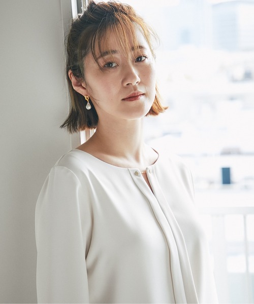 RIVE DROITE（リヴドロワ）の「女性らしい上品シルエットが魅力　フロントパーツブラウス（シャツ/ブラウス・レディース・アイボリー/ピンクベージュ/カーキ/ネイビー・38）」の15枚目の写真