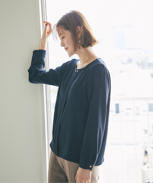 RIVE DROITE（リヴドロワ）の「女性らしい上品シルエットが魅力　フロントパーツブラウス（シャツ/ブラウス・レディース・アイボリー/ピンクベージュ/カーキ/ネイビー・38）」の22枚目の写真