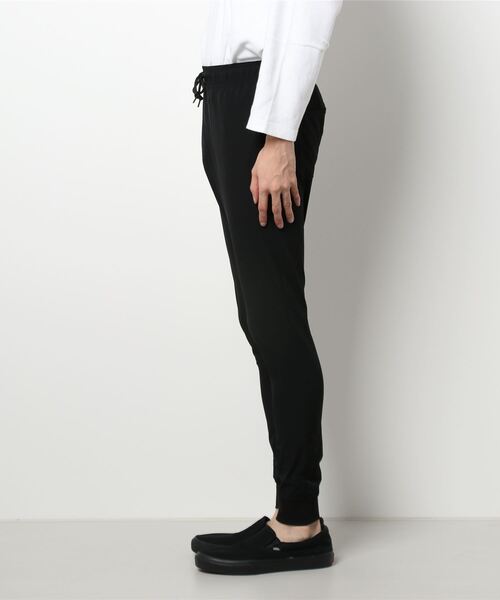 STYLEBLOCK（スタイルブロック）の「ナイロンストレッチジョガーパンツ（その他パンツ・メンズ・オリーブ/ブラック・M/L）」の3枚目の写真