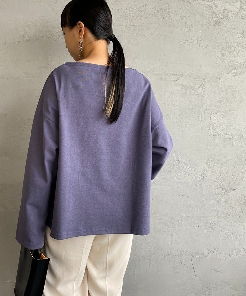 ORCIVAL（オーシバル）の「[ORCIVAL/オーシバル] ワイドシルエット ボートネックバスクTシャツ（Tシャツ/カットソー・レディース・ホワイト/ブラック/ベージュ/パープル/グレイッシュベージュ/ホワイト系/ホワイト系1/ブラック系/グレー系/パープル系/レッド系/イエロー・1）」の14枚目の写真