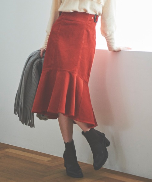 31 Sons de mode（トランテアン　ソン　ドゥ　モード）の「コーデュロイマーメイドスカート（スカート・レディース・ピンク/オレンジ/グリーン・38/36）」の3枚目の写真