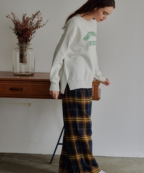 RAWLIFE(ロウライフ)の「SUGAR ROSE/シュガー ローズ/ロゴカーブハーフミラノプルオーバー(ニット/セーター・レディース・ホワイト/チャコール・FREE)」の6枚目の写真