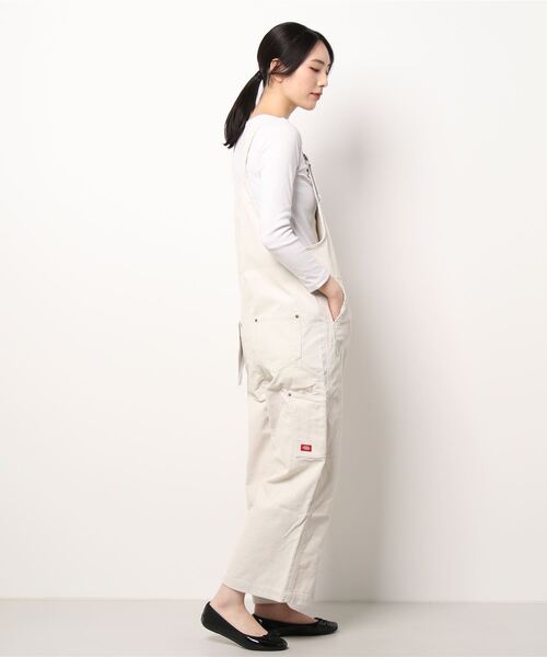 Dickies(ディッキーズ)の「【DICKIES/ディッキーズ】コーデュロイオーバーオール サロペット(サロペット/オーバーオール・レディース・ブラック/アイボリー/ブラウン系その他・LARGE/MEDIUM)」の4枚目の写真