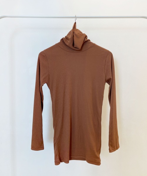 CEMONEMO(セモネモ)の「タートルネック リブカットソー(Tシャツ/カットソー・レディース・ブラック/グリーン/アイボリー/ダークパープル/キャメル/ブルー/オートミール/モカ/マスタード・FREE)」の9枚目の写真