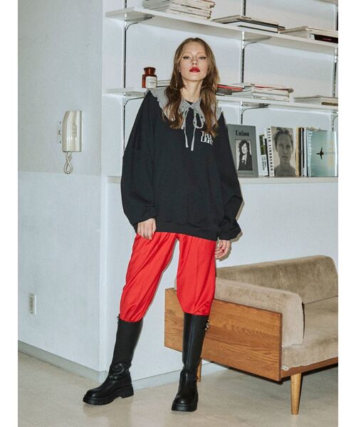 jouetie（ジュエティ）の「BIGカラープルオーバー（スウェット・レディース・ブラック/パープル/オフホワイト/ブルー・MEDIUM）」の9枚目の写真