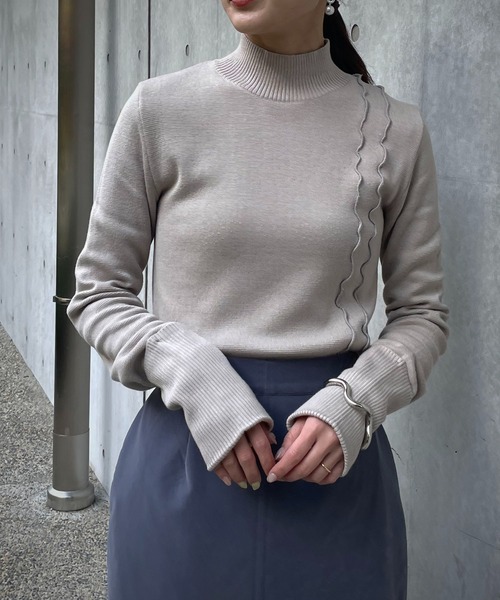 &g'aime(アンジェム)の「【&g’aime】メローハイネックニット(ニット/セーター・レディース・ブラック/パープル/グレイッシュベージュ/チャコール・FREE)」の22枚目の写真