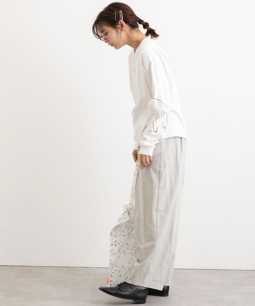 POU DOU DOU（プードゥドゥ）の「USコットン袖プリントロンTee（Tシャツ/カットソー・レディース・ブラック/オフホワイト/ピンク/ブルー・3）」の6枚目の写真