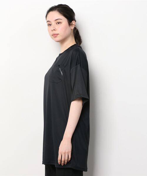 BILLABONG(ビラボン)の「BILLABONG/ビラボン 水陸両用 ビッグシルエットバックプリントラッシュTシャツ BC013-854(Tシャツ/カットソー・レディース・ブルー/ブラック/ホワイト・M)」の4枚目の写真