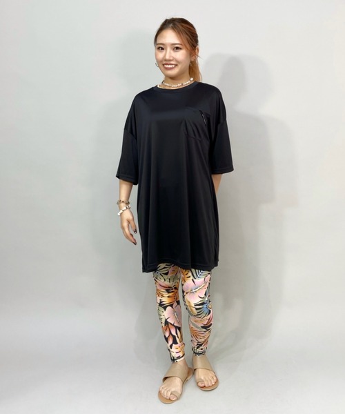 BILLABONG(ビラボン)の「BILLABONG/ビラボン 水陸両用 ビッグシルエットバックプリントラッシュTシャツ BC013-854(Tシャツ/カットソー・レディース・ブルー/ブラック/ホワイト・M)」の15枚目の写真