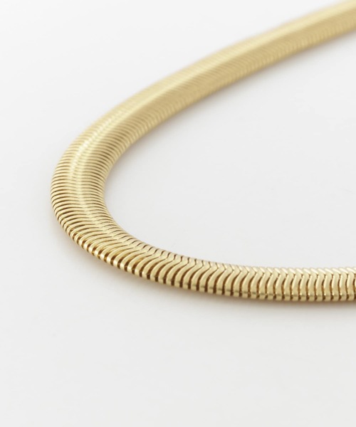 URBAN RESEARCH（アーバンリサーチ）の「ワイドスネークチェーンネックレス（ネックレス・レディース・シルバー/ゴールド・-）」の9枚目の写真