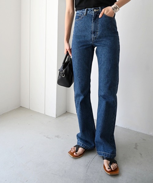 CANAL JEAN（キャナルジーン）の「arc(アーク) ハイウエストフレアデニムパンツ（デニムパンツ・レディース・ブルー・23/24/25）」の4枚目の写真