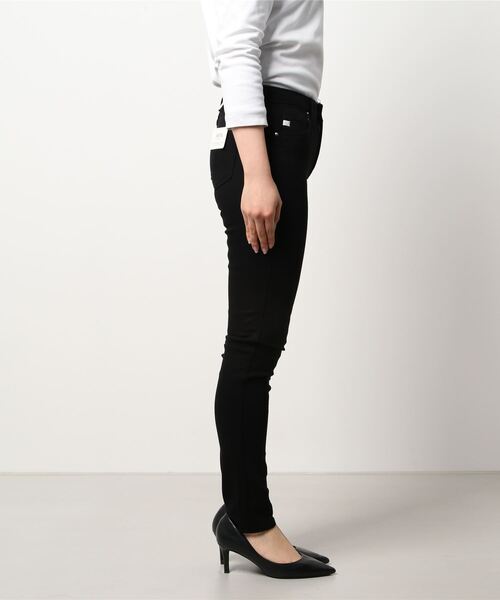 SOMETHING（サムシング）の「SOMETHING/サムシング/ANN SLIM SKINNY（デニムパンツ・レディース・ブラック/ブルー/ワンウォッシュ・26/27/28）」の4枚目の写真
