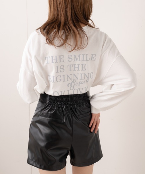 OLIVE des OLIVE（オリーブデオリーブ）の「刺繍ロゴビッグTシャツ（Tシャツ/カットソー・レディース・ライトグレー/オフホワイト/ピンク/ラベンダー/スミクロ・FREE）」の2枚目の写真