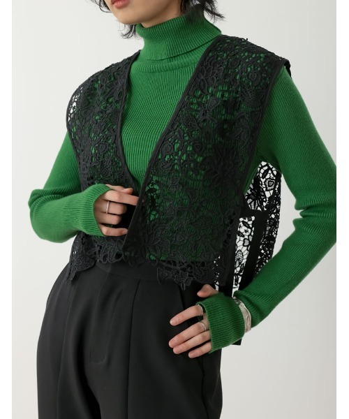 Re:EDIT（リエディ）の「フラワースカラップレースベスト（ベスト・レディース・ホワイト/ブラック・MEDIUM）」の3枚目の写真