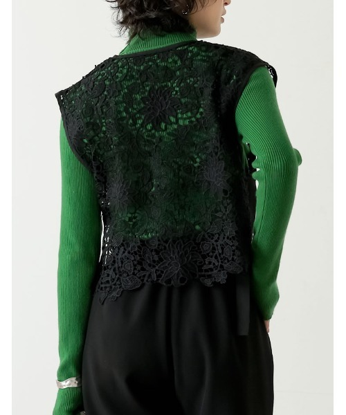 Re:EDIT（リエディ）の「フラワースカラップレースベスト（ベスト・レディース・ホワイト/ブラック・MEDIUM）」の5枚目の写真