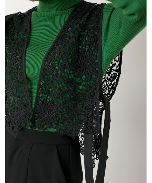 Re:EDIT（リエディ）の「フラワースカラップレースベスト（ベスト・レディース・ホワイト/ブラック・MEDIUM）」の6枚目の写真