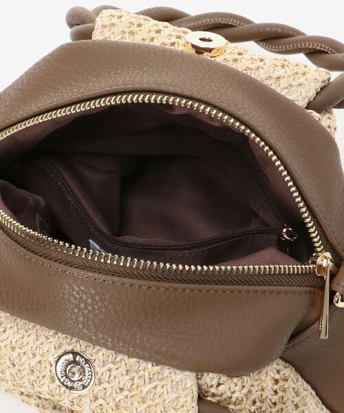 le.coeur blanc（ルクールブラン）の「ツイストハンドル2WAYトート（ショルダーバッグ・レディース・アイボリー・FREE）」の14枚目の写真