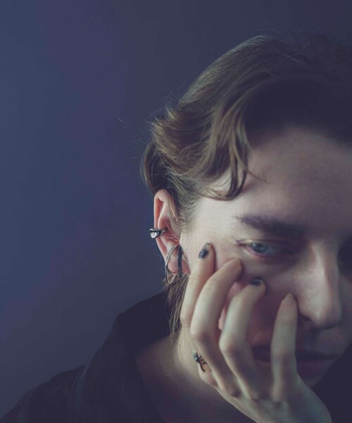 and cloud（アンドクラウド）の「Rust Earcuff（イヤーカフ・レディース・ブラック/イエローゴールド/シルバー・FREE）」の13枚目の写真