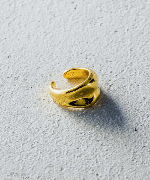 and cloud（アンドクラウド）の「Rust Earcuff（イヤーカフ・レディース・ブラック/イエローゴールド/シルバー・FREE）」の15枚目の写真