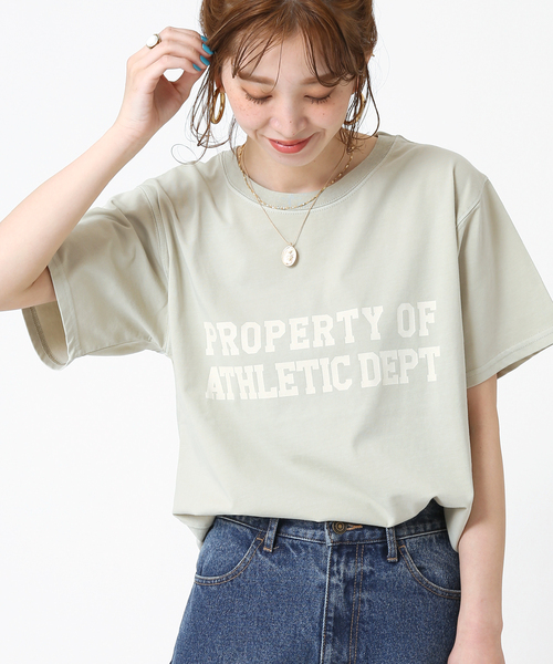 B.C STOCK(ベーセーストック)の「ピグメント2段ロゴTシャツ(Tシャツ/カットソー・レディース・ホワイト/ベージュ/ネイビー/グリーン・FREE)」の3枚目の写真
