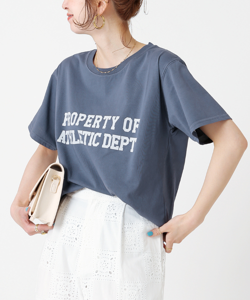 B.C STOCK(ベーセーストック)の「ピグメント2段ロゴTシャツ(Tシャツ/カットソー・レディース・ホワイト/ベージュ/ネイビー/グリーン・FREE)」の4枚目の写真