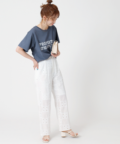 B.C STOCK(ベーセーストック)の「ピグメント2段ロゴTシャツ(Tシャツ/カットソー・レディース・ホワイト/ベージュ/ネイビー/グリーン・FREE)」の21枚目の写真