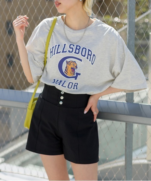 SpRay（スプレイ）の「トラカレッジプリントＴシャツ（Tシャツ/カットソー・レディース・ブラック/オフホワイト/ブルー/グリーン/オートミール・FREE）」の4枚目の写真