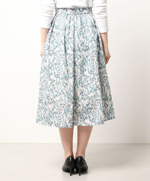 Te chichi（テチチ）の「ボタニカルプリントタックスカート（スカート・レディース・イエロー/グリーン/チャコール・SMALL/MEDIUM）」の12枚目の写真