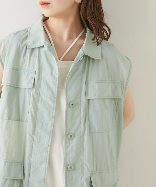 Chico（チコ）の「ナイロンミリタリーベスト（Tシャツ/カットソー・レディース・ホワイト/ブラック/ミント・FREE）」の3枚目の写真