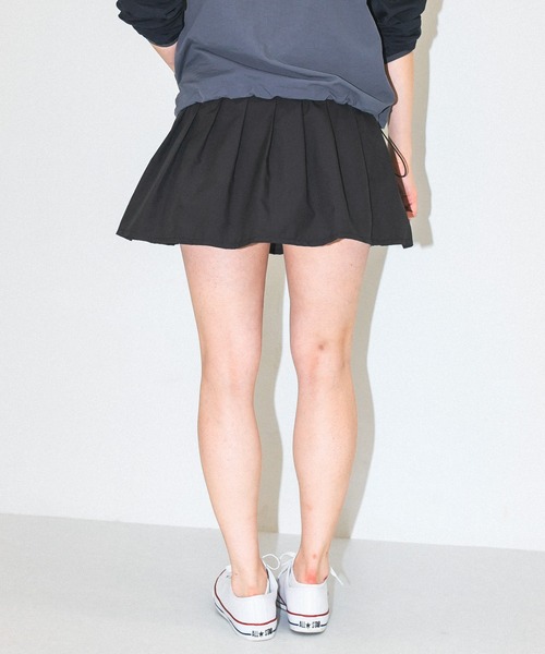 URBAN RESEARCH Sonny Label(アーバンリサーチサニーレーベル)の「OOPS MINOTECHタックミニスカート(スカート・レディース・ブラック/ブラウン系その他・36/38)」の17枚目の写真