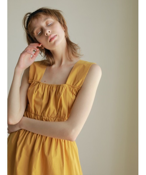 AMAIL（アマイル）の「Mustard midi dress（ワンピース・レディース・マスタード/ブラック・FREE）」の10枚目の写真