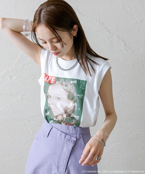mystic（ミスティック）の「[LIFE] ナタリーポートマンノースリTシャツ（Tシャツ/カットソー・レディース・ブラック/オフホワイト・FREE）」の6枚目の写真