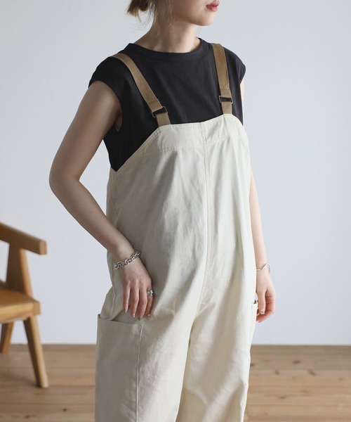 Bonjour Sagan（ボンジュールサガン）の「ベルトショルダーオーバーオール（サロペット/オーバーオール・レディース・ブラック/カーキ/ライトベージュ・FREE）」の10枚目の写真