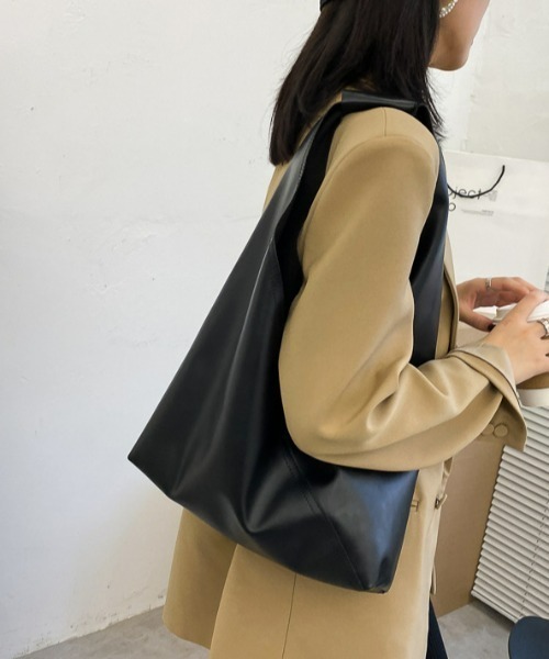 sakishimatokyo(サキシマトーキョー)の「変形ショルダーバッグ(ハンドバッグ・レディース・ホワイト/ブラック/ブラウン・FREE)」の6枚目の写真