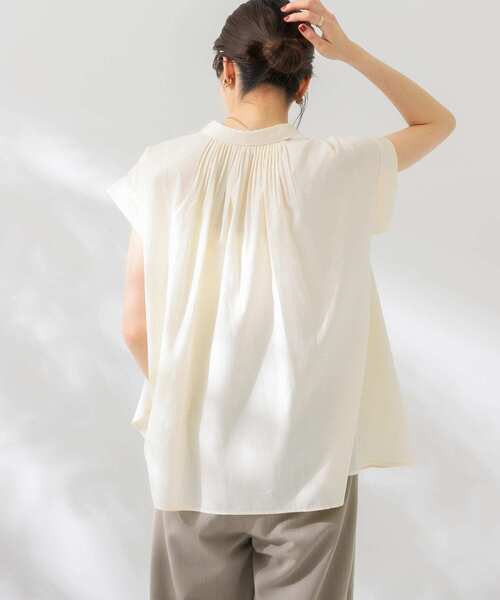 KBF（ケイビーエフ）の「タックフレアスリーブレスブラウス（シャツ/ブラウス・レディース・ブラック/アイボリー/ホワイト系その他・ONE）」の7枚目の写真