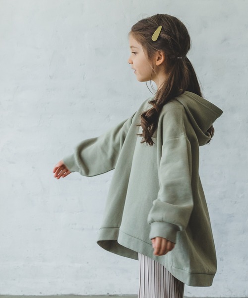 pairmanon（ペアマノン）の「【毛玉になりにくい裏起毛】【ママとおそろい】長袖ラウンドヘムパーカー（パーカー・キッズ・ブラック/モカ/ミント/アイボリー・90/120/110/100/130/140/150）」の4枚目の写真