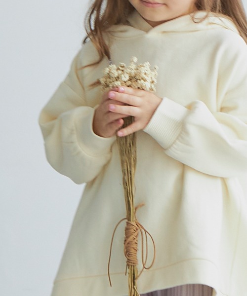 pairmanon（ペアマノン）の「【毛玉になりにくい裏起毛】【ママとおそろい】長袖ラウンドヘムパーカー（パーカー・キッズ・ブラック/モカ/ミント/アイボリー・90/120/110/100/130/140/150）」の5枚目の写真